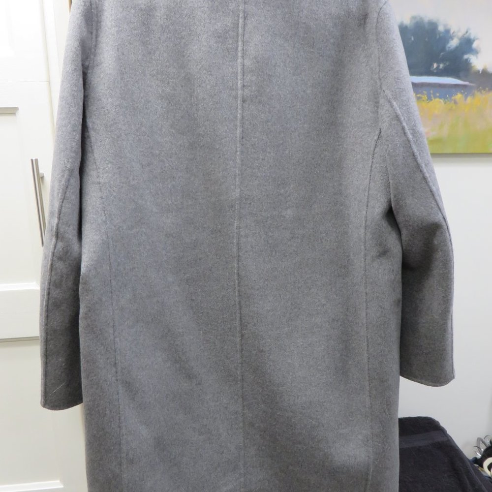 GAP Gray Women's Coat - Picture 3 of 4